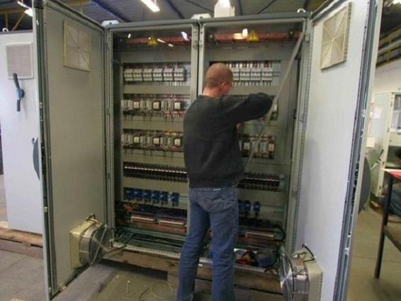 Intervention sur TGBT de Puissance à Paris