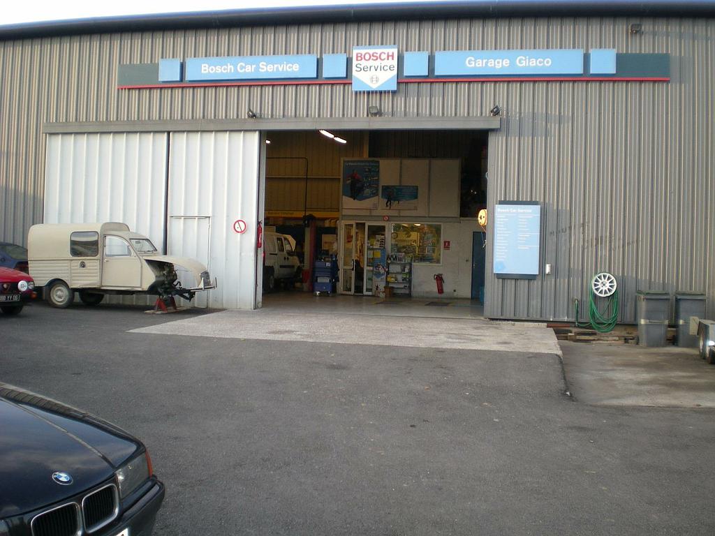 Garage Giaco à Grasse, votre Garage auto et Car racing