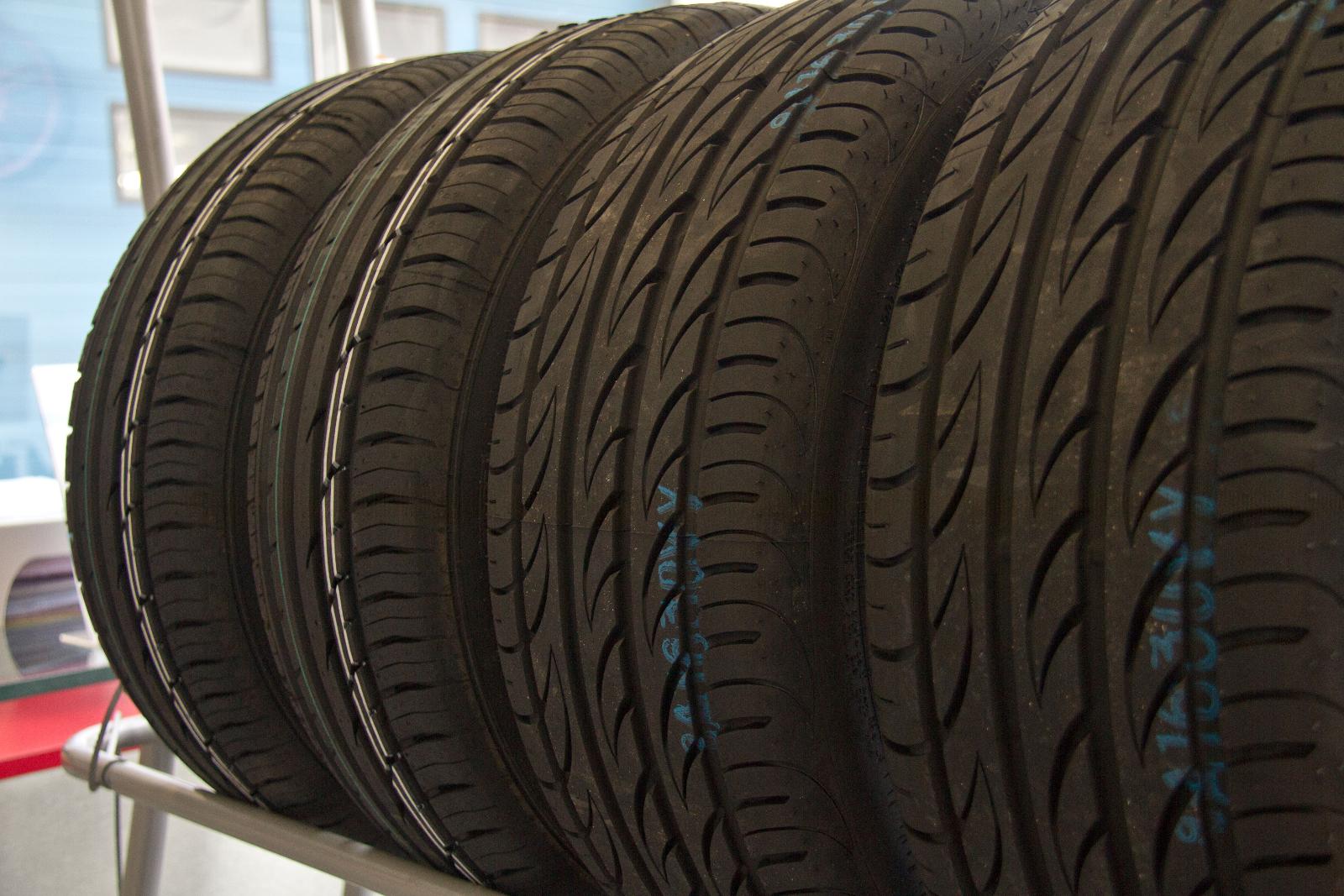 Vente de pneus et de pièces détachées