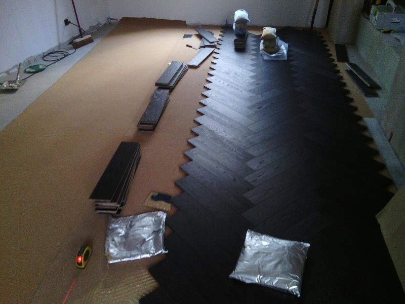 Parquets de coloris noir