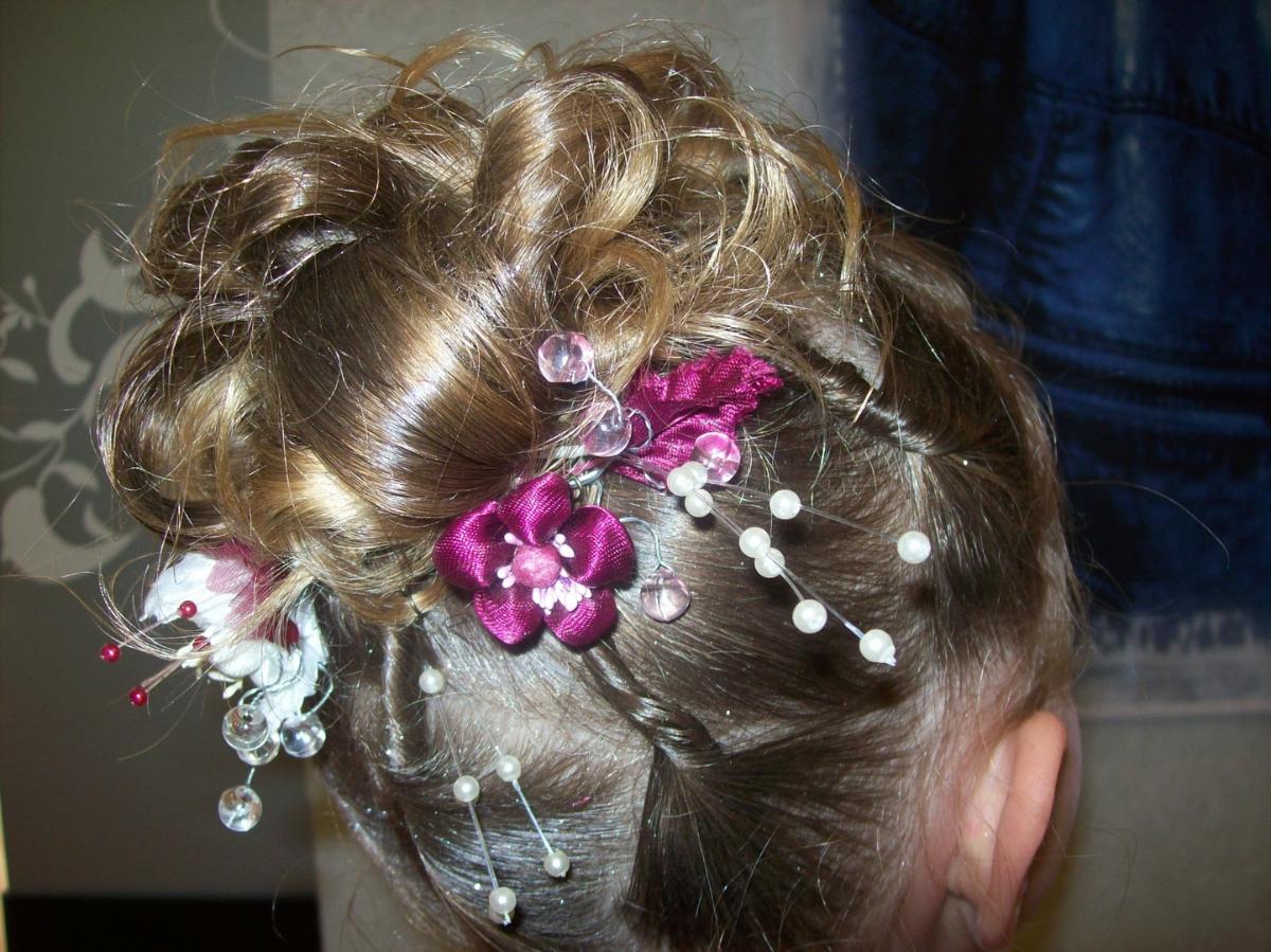 Chignon avec ornement