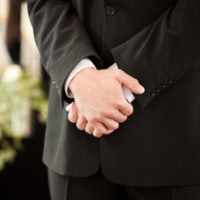 Pessoal qualificado na organização dos funerais