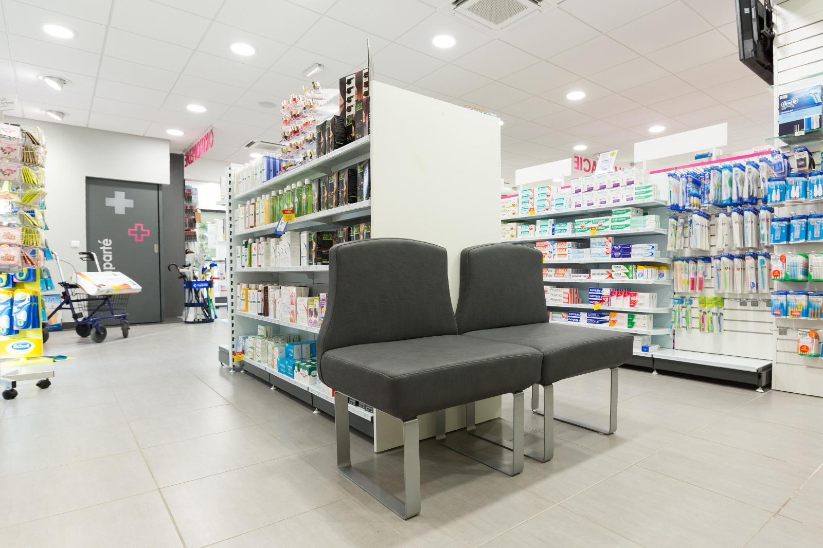 Pharmacie-La-Mairie-La-Riche-Tours-37-Societe-INEXhd-021