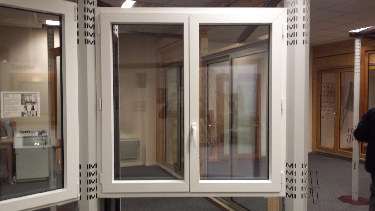 Fenêtre PVC ALU CNP Meyzieu