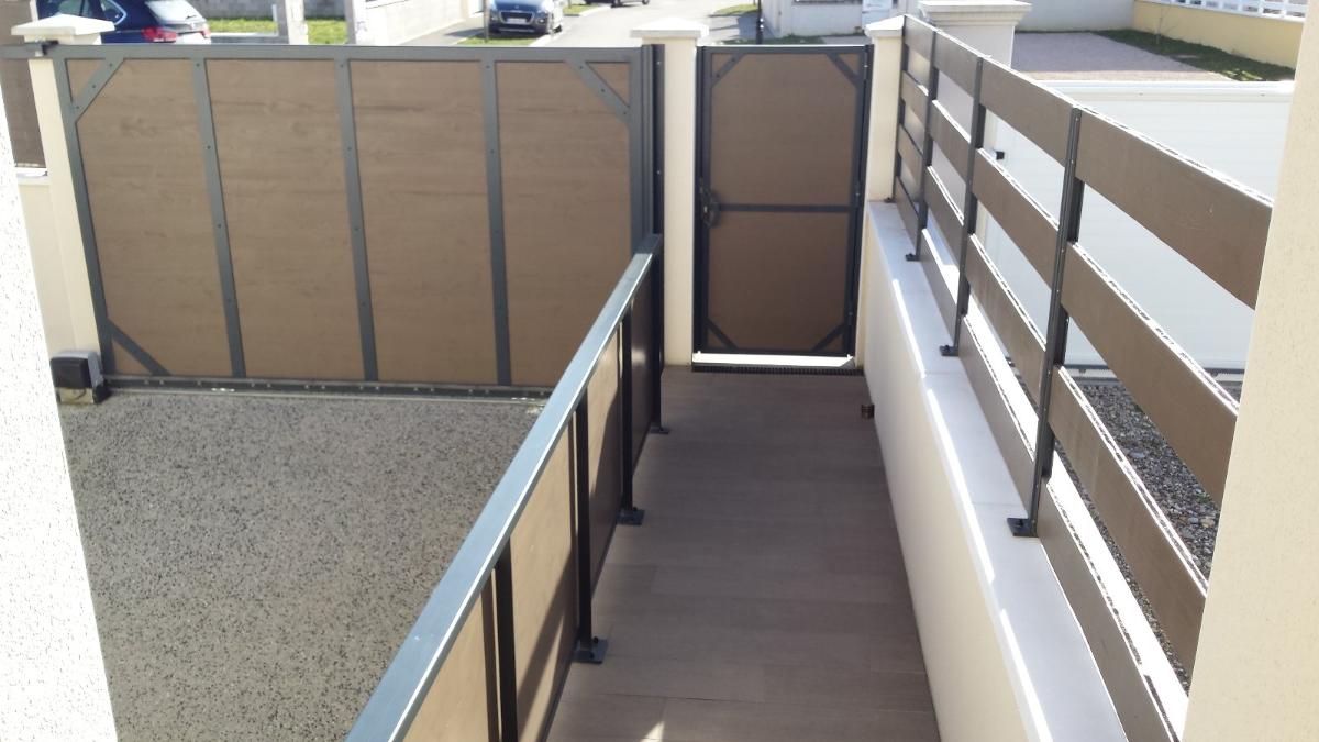 Portail Portillon acier et bois CNP Meyzieu