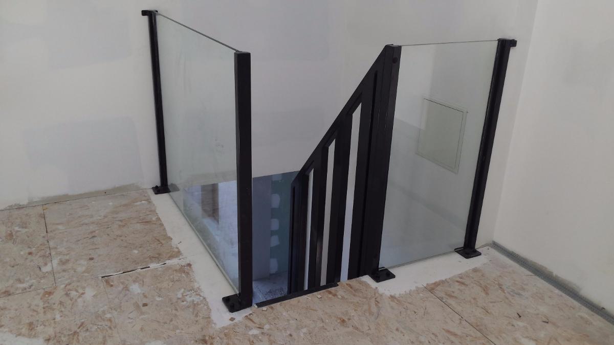 Garde corps accès escalier