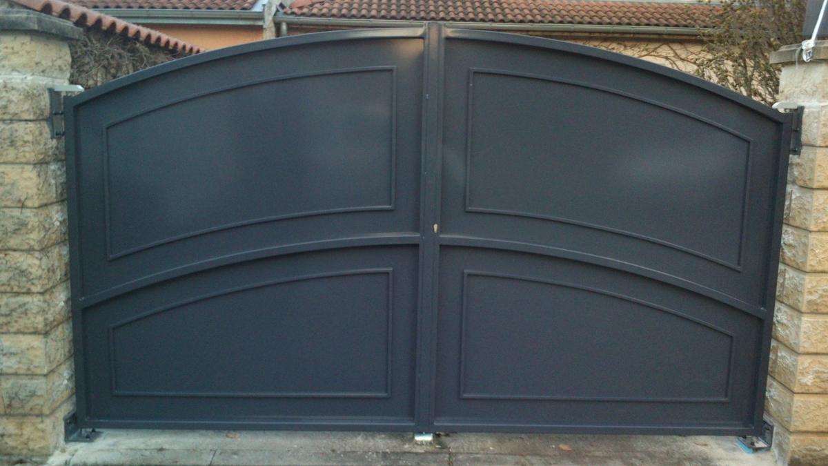 Portail plein CNP Meyzieu