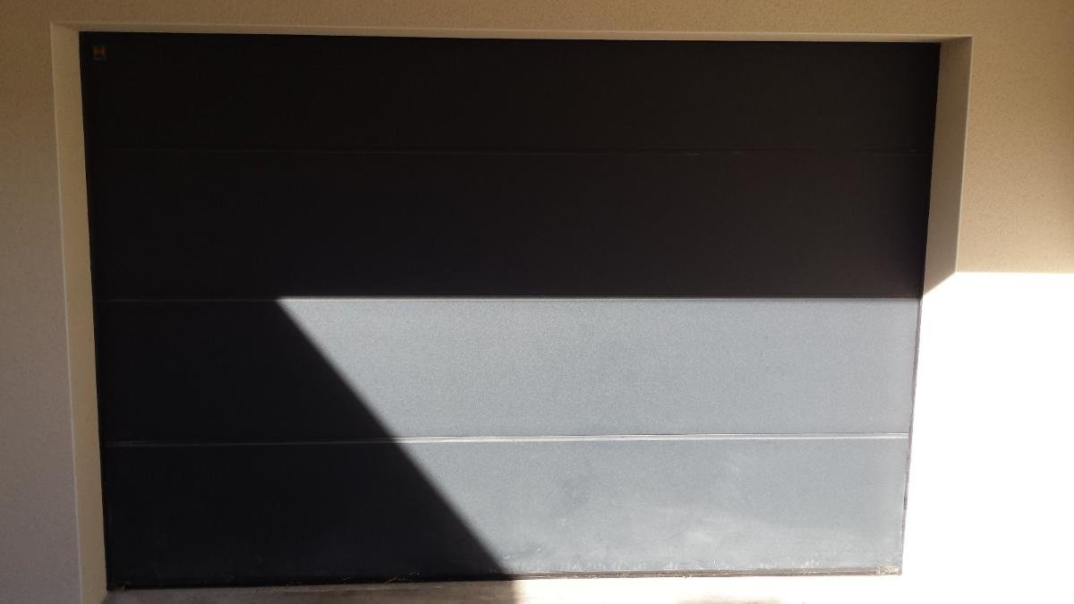 Porte de garage sectionnelle CNP Meyzieu