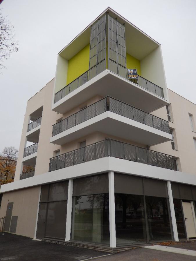 Serrurerie de bâtiment CNP Meyzieu