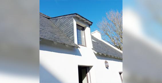 Enduit sur façade, confection d'une lucarne, couverture ardoises