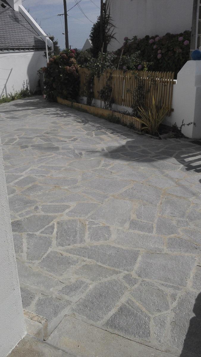 Terrasse en pierres de Luzerne, pose en Opus Incertum