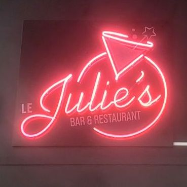 Néon rouge Julie's