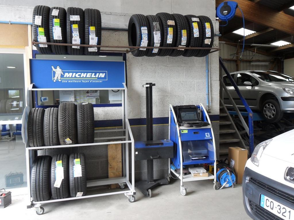 Garage de L'Hipprodrome-Meslay du Maine pneumatiques Michelin