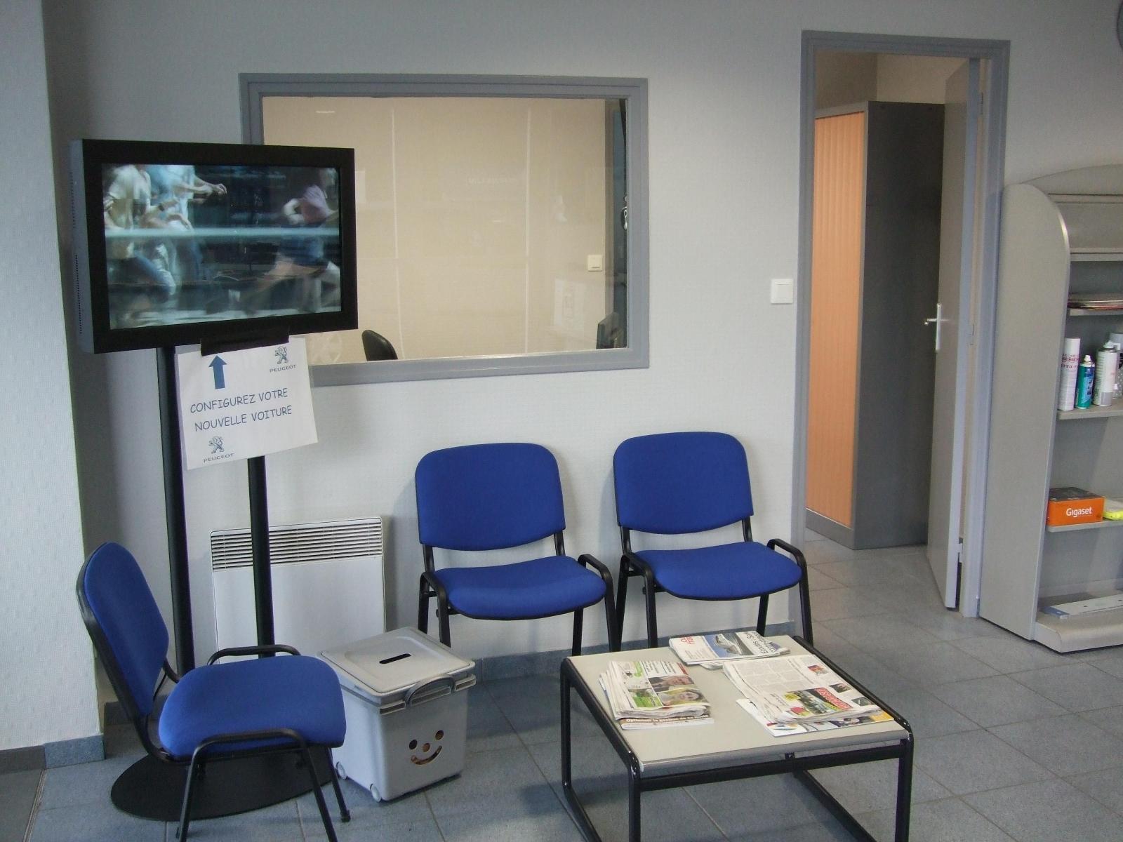 Garage de L'Hipprodrome-Meslay du Maine