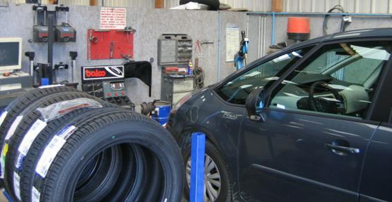 Garage automobile - Remplacement de pneumatiques