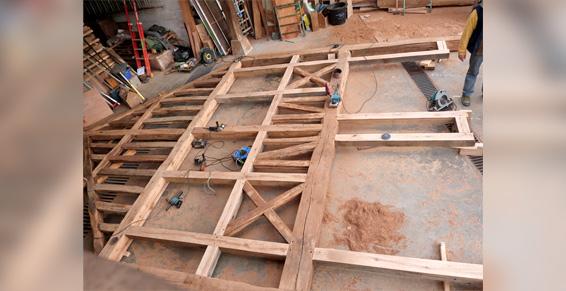 Bois de charpente - Pignon en colombage à Guerville