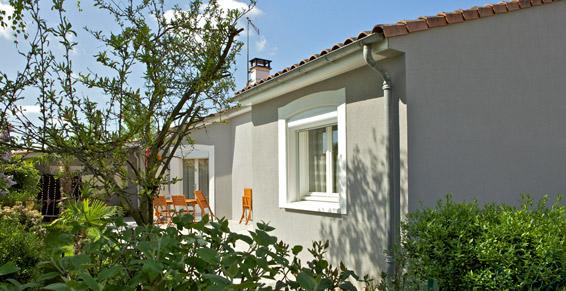 Maison rénovée en enduit finition gratté - Albi Façades près d'Albi