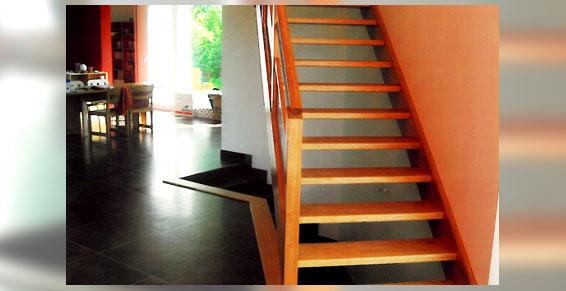 Escalier droit en bois