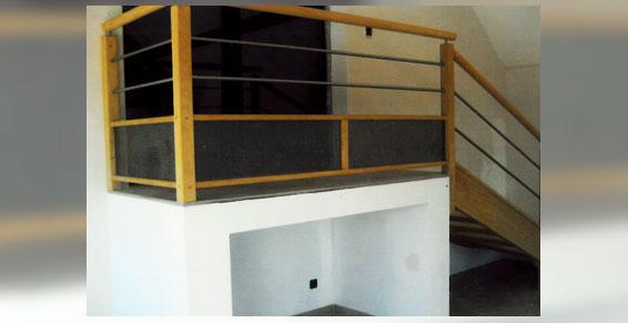 Garde-corps, escalier bois et métal