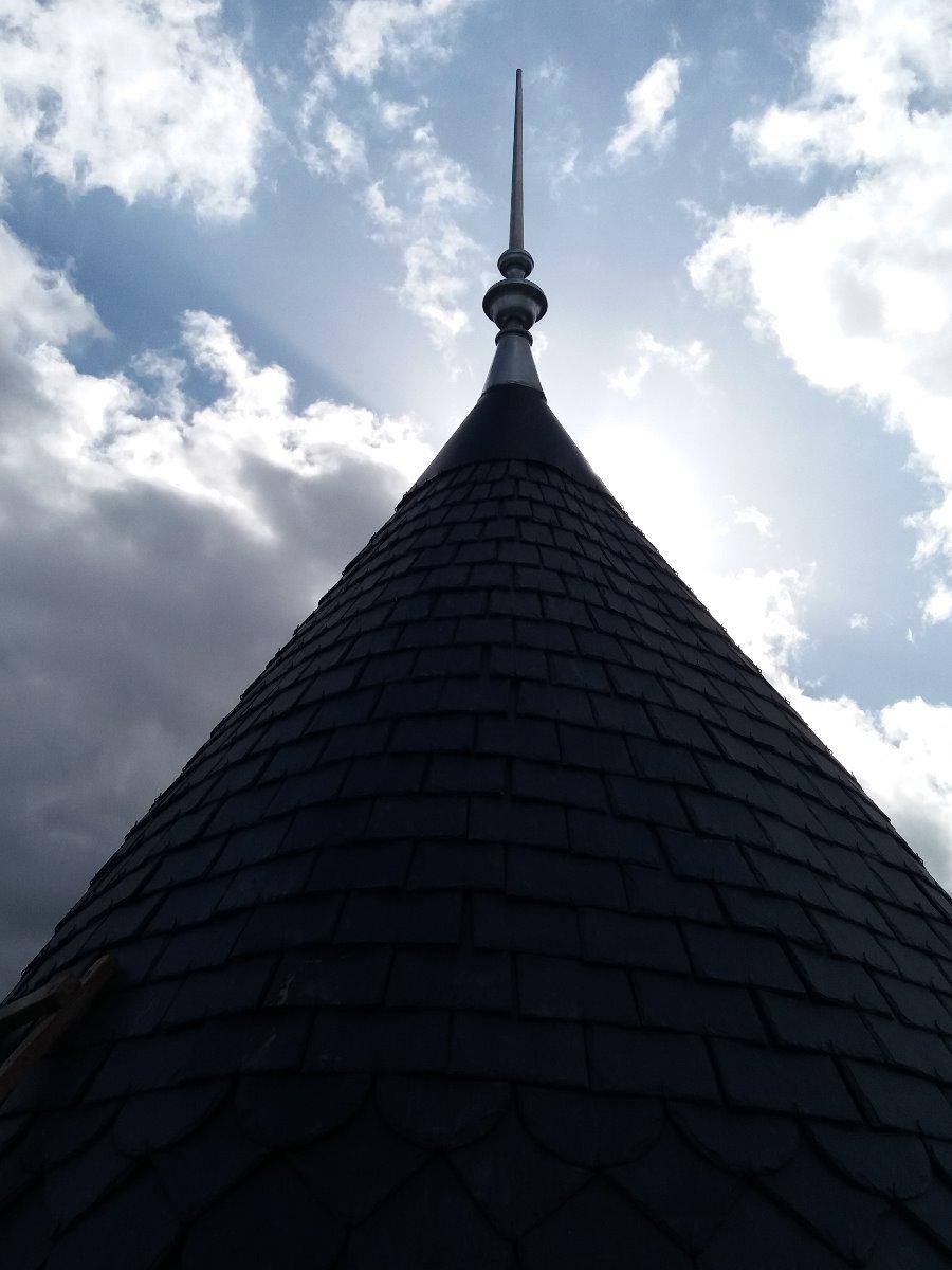 Epi en zinc sur tourelle ht 1.20m