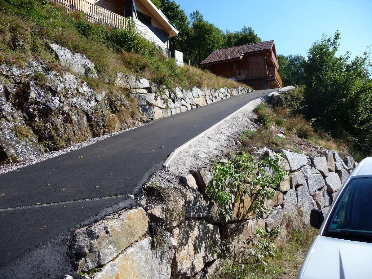 Rampe d'accès enrobée