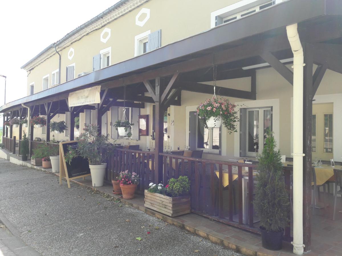 Restaurant et terrasse