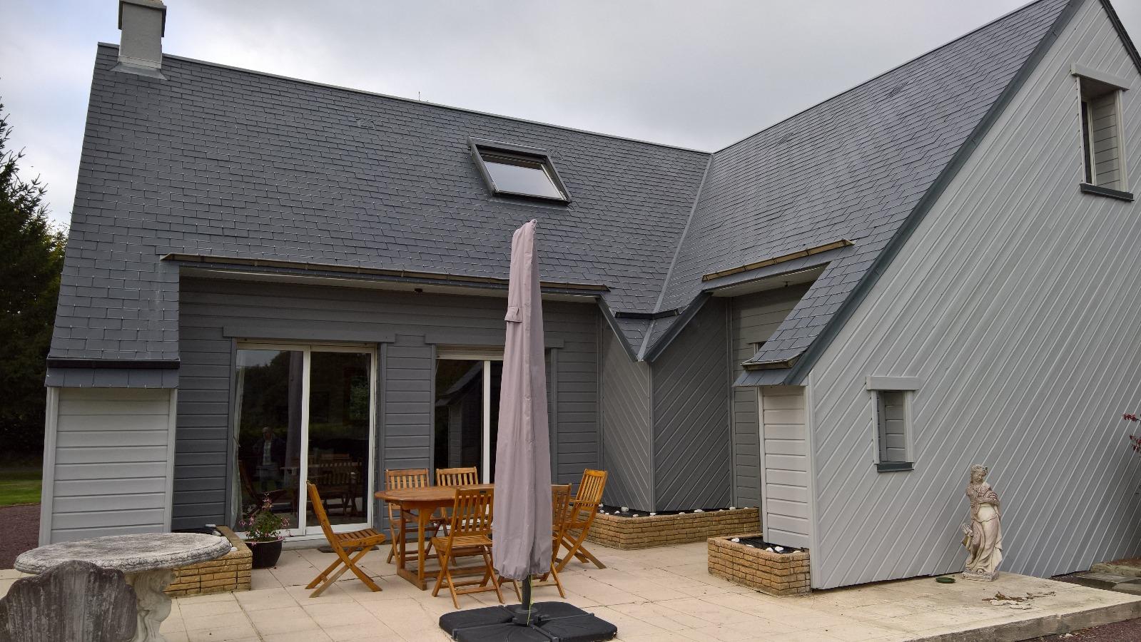 BARDAGE LASURE COULEUR 2 TONS