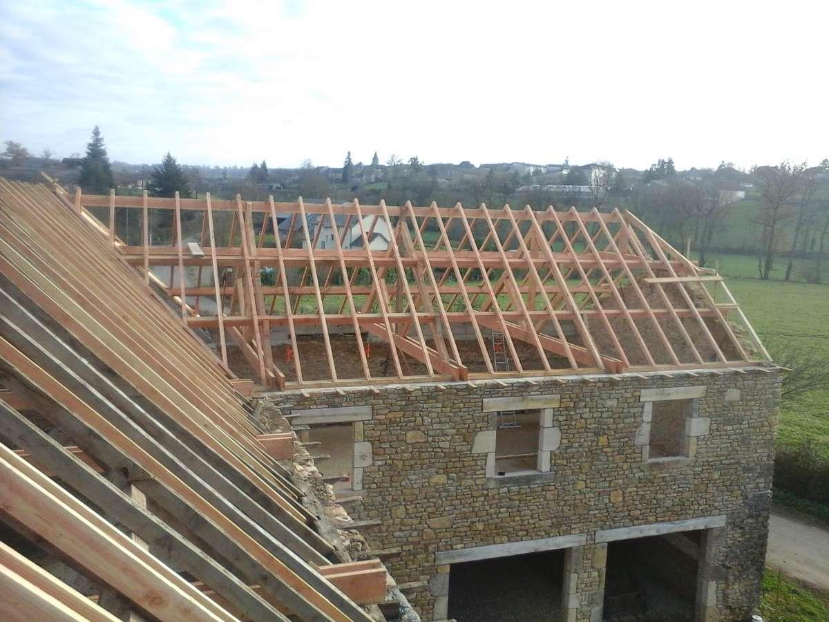 Montage d'une charpente traditionnelle