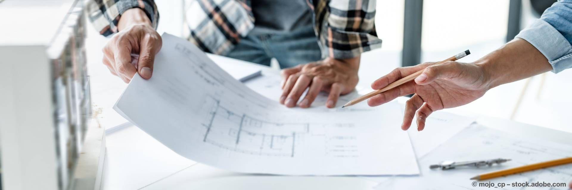 Unser Service - Besprechung von Bauplänen