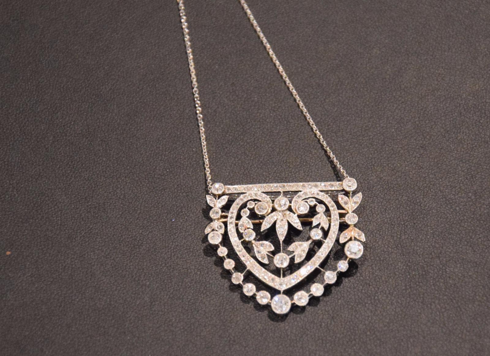 Pendentif, bijou sur mesure à Nice