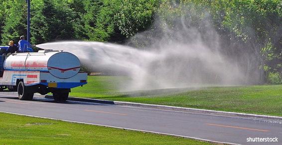 Entretien de jardins et parcs -Irrigation depuis le véhicule