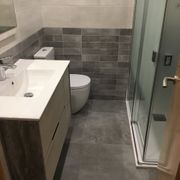 Saneamientos Begoña S.L. reforma íntegra en baño y aseo 2