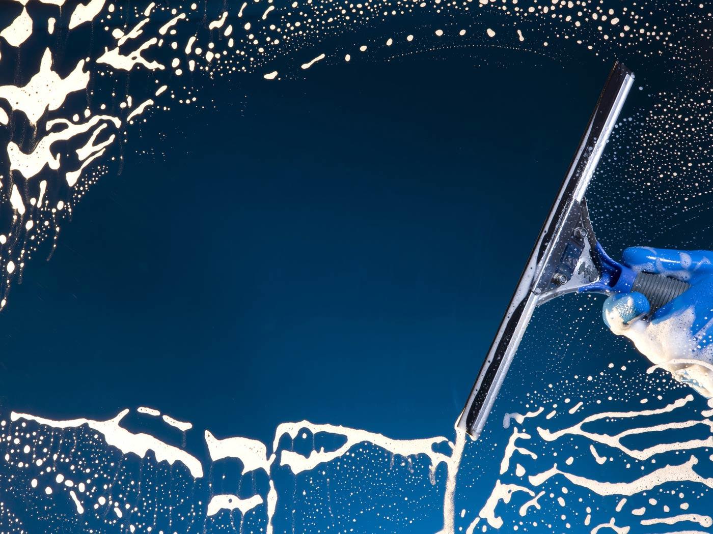 Atout Propre Thoiry - nettoyage de vitres - Ain