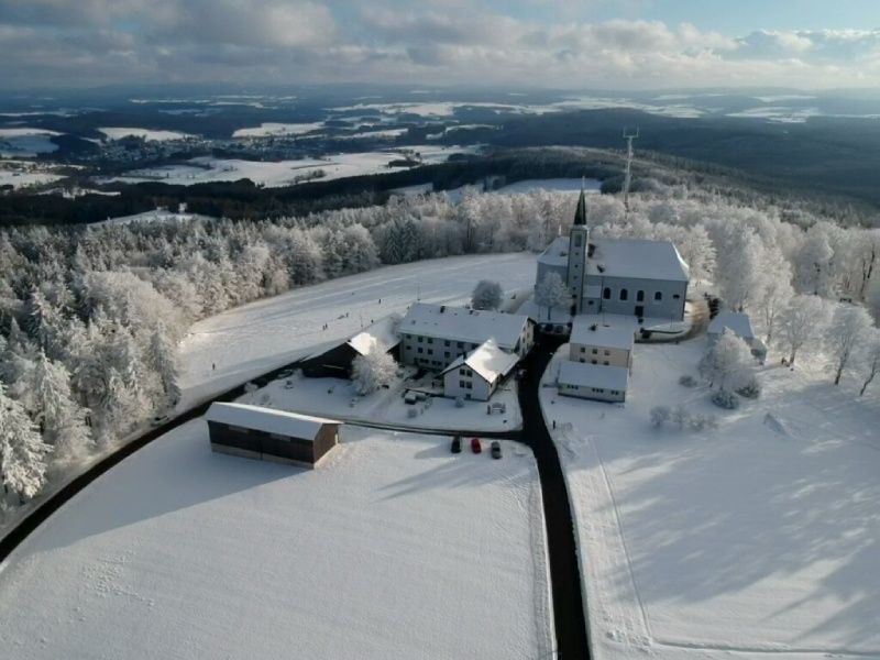 hotel-waldthurn-und-umgebung-berggasthof-weig