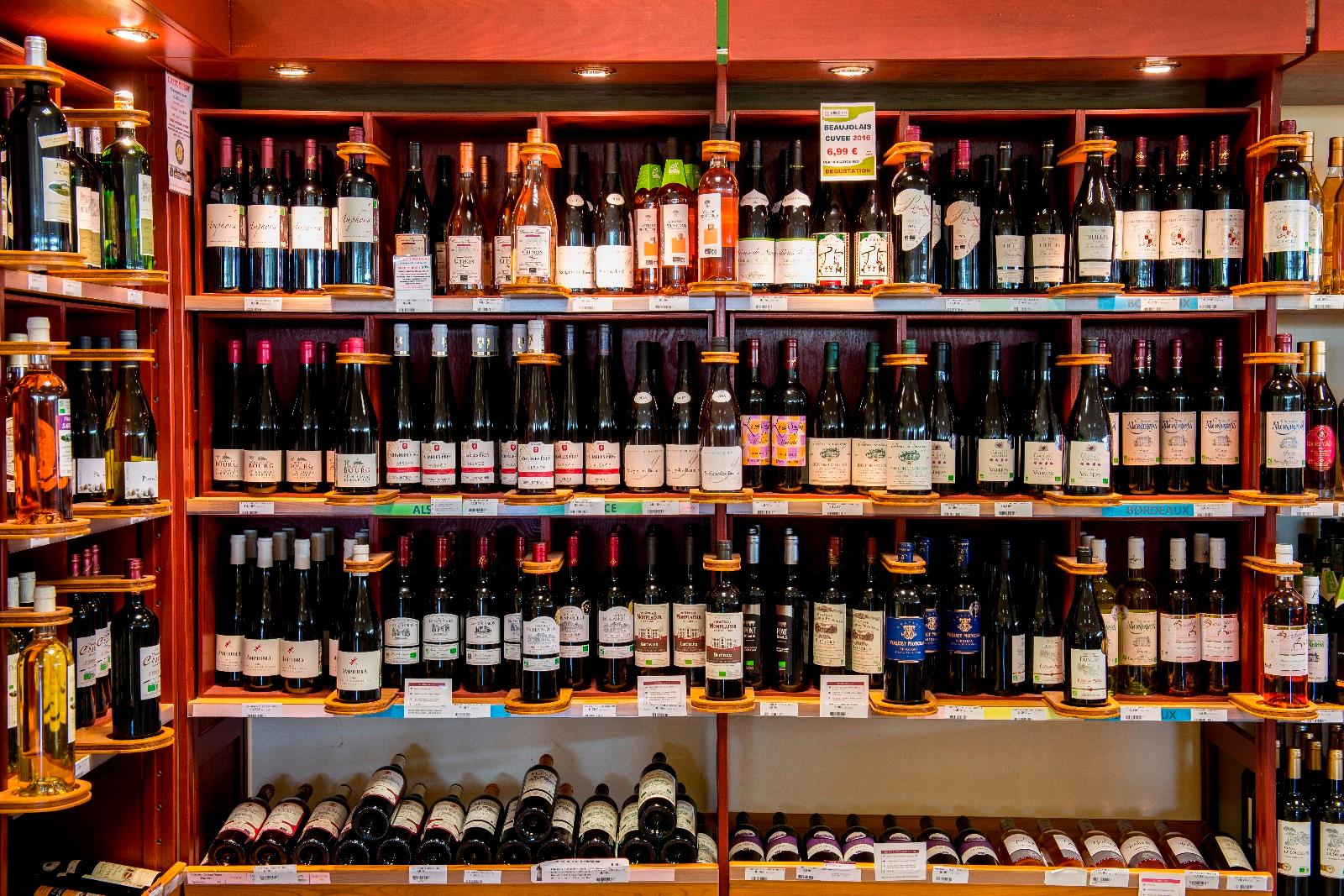 Le Coin Cave - La Vie Claire, magasin bio à Angoulême