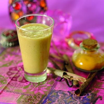 LASSI À L’INDIENNE AU CURCUMA
