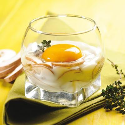 OEUFS COCOTTE AUX CHAMPIGNONS ET AU THYM