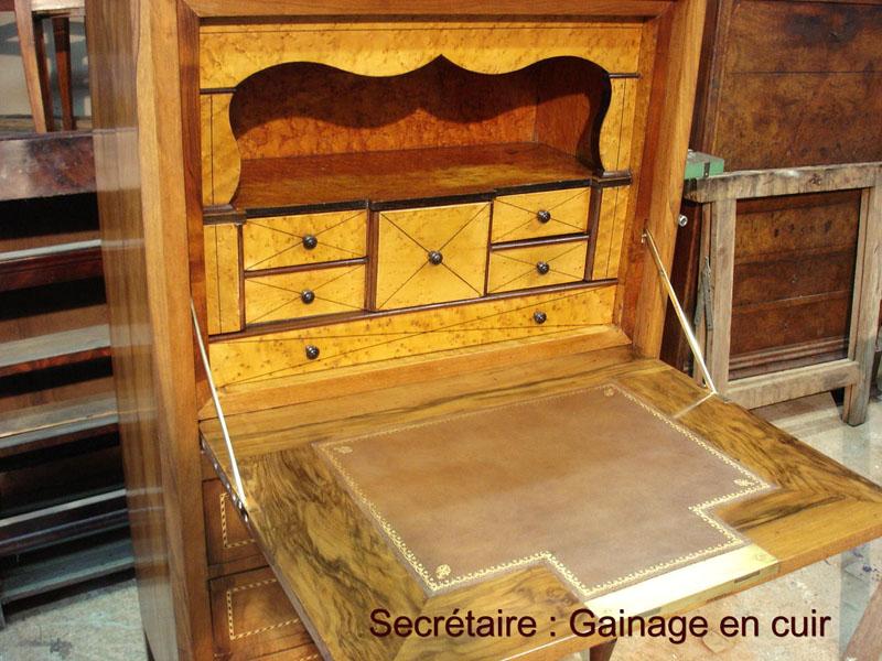 Alain Matthey - Secrétaire gainage en cuir