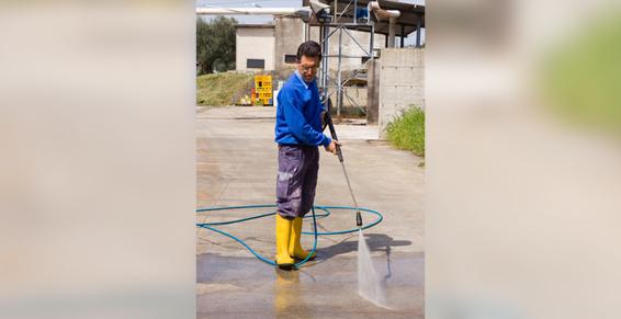 Nettoie Express effectue des nettoyages haute pression