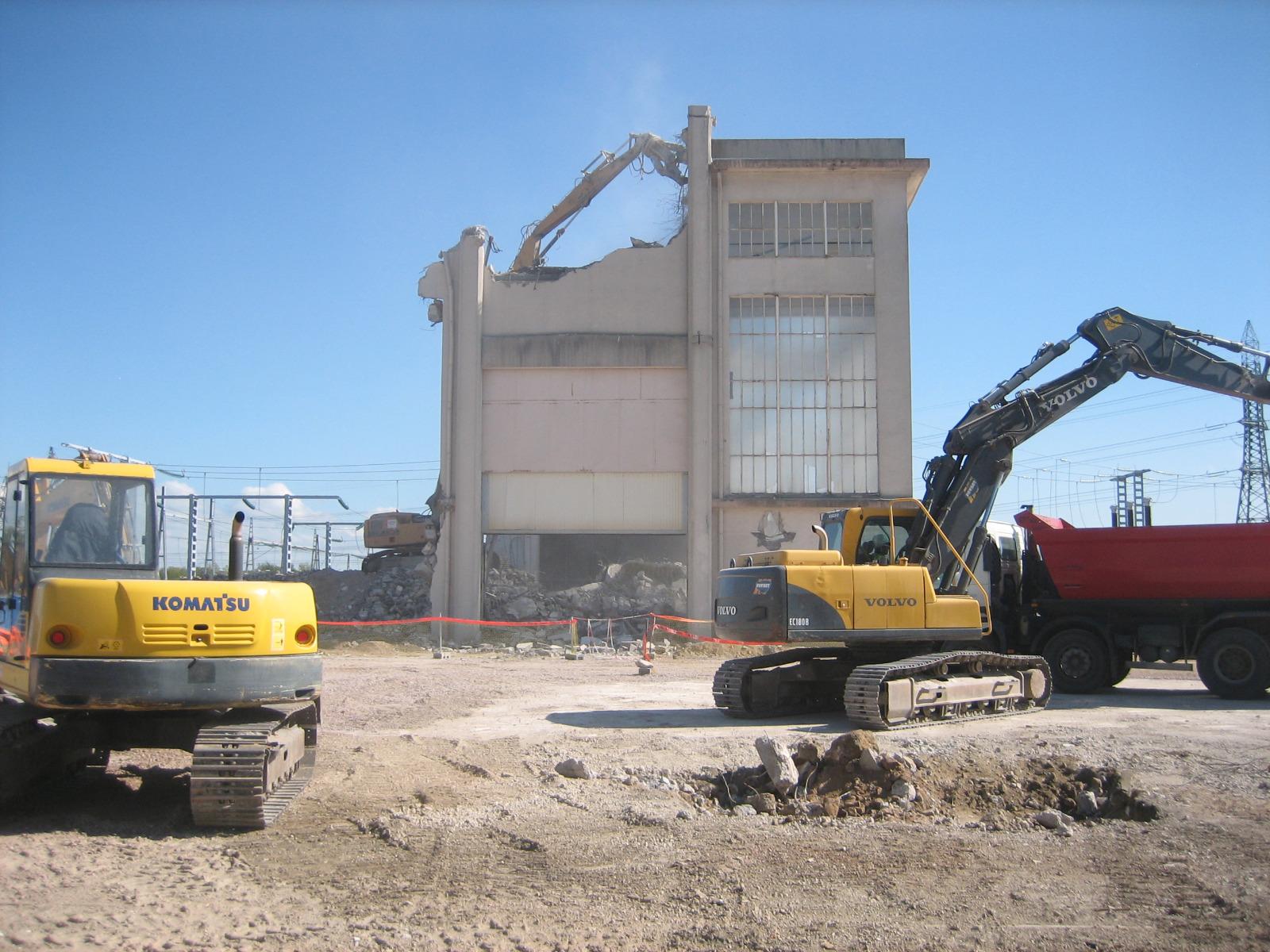 Démolition rapide grâce à des équipements performants