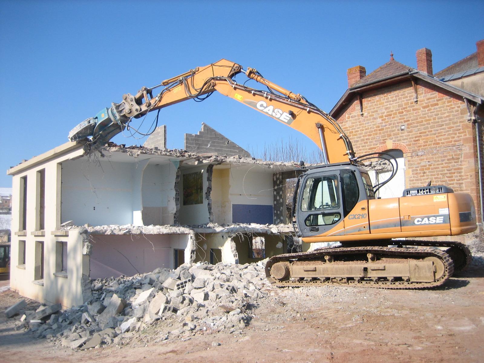 Démolition d’un bâtiment contaminé par l’amiante
