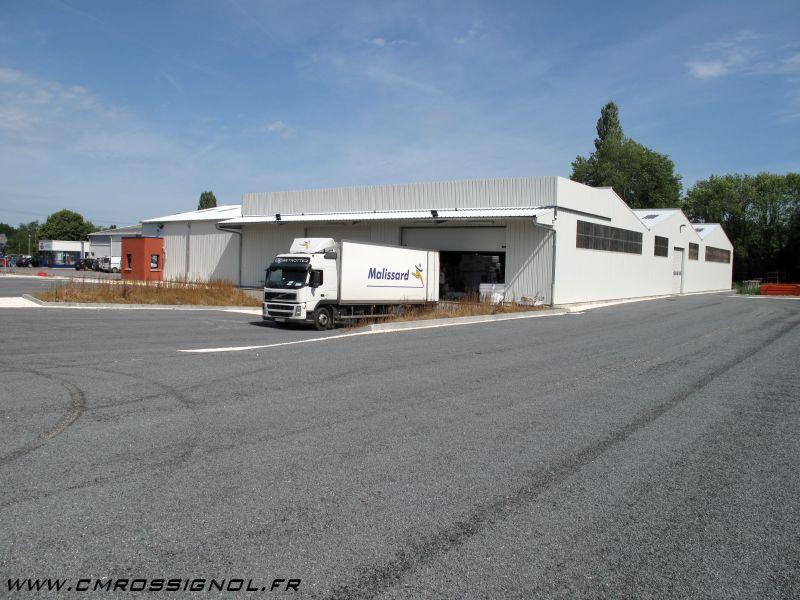 Bâtiment à Cosne sur Loire 58 - charpente couverture bardage
