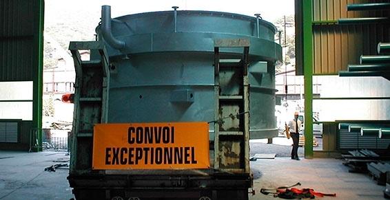 Four en convoi exceptionnel