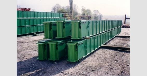 Poutres métalliques télescopiques