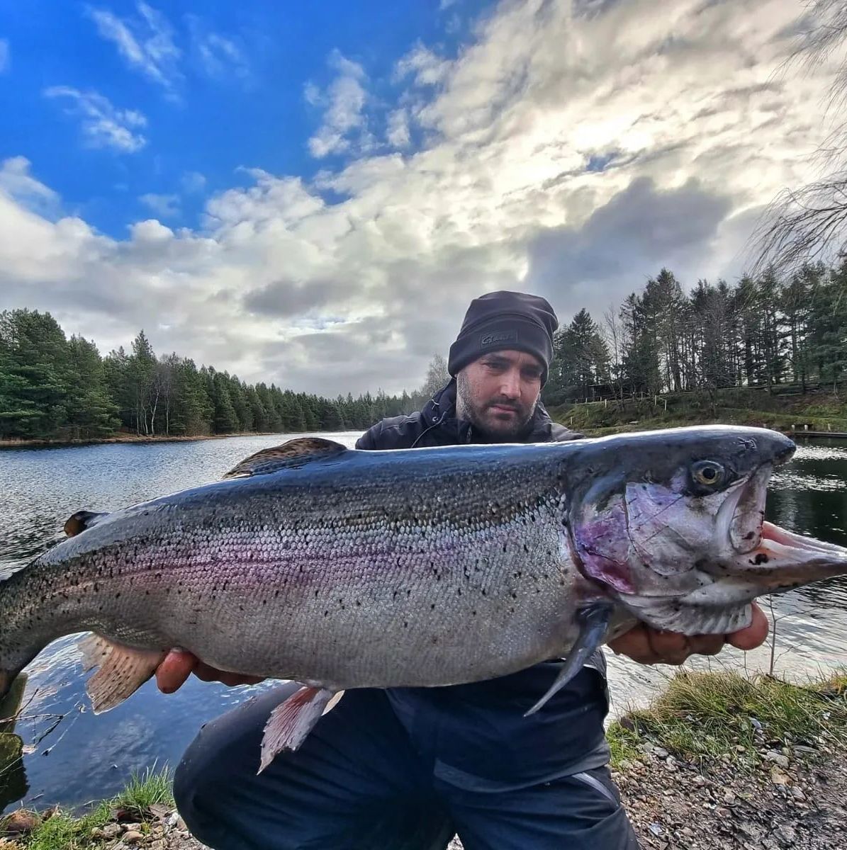 Ultraleichte Forellenangeln und Ruten TroutTackleTester