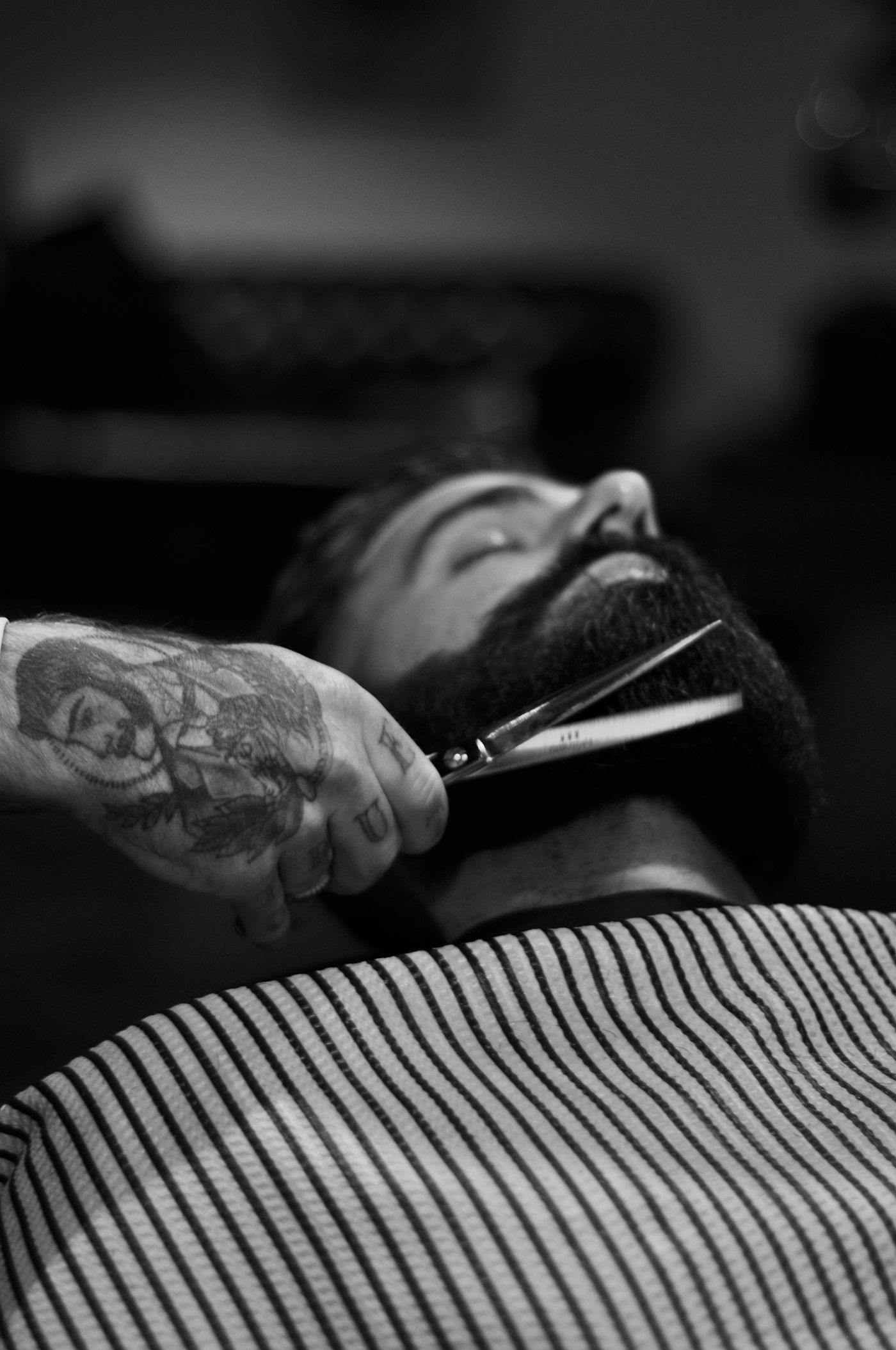 Beard trimmed with scissors and comb
